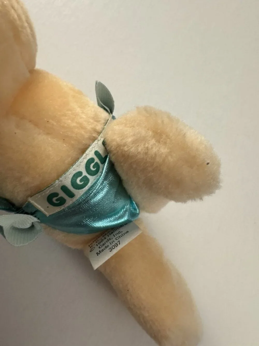 Vintage 1984 Hallmark Hugga Bunch Taco Bell Gigglet Plush 7